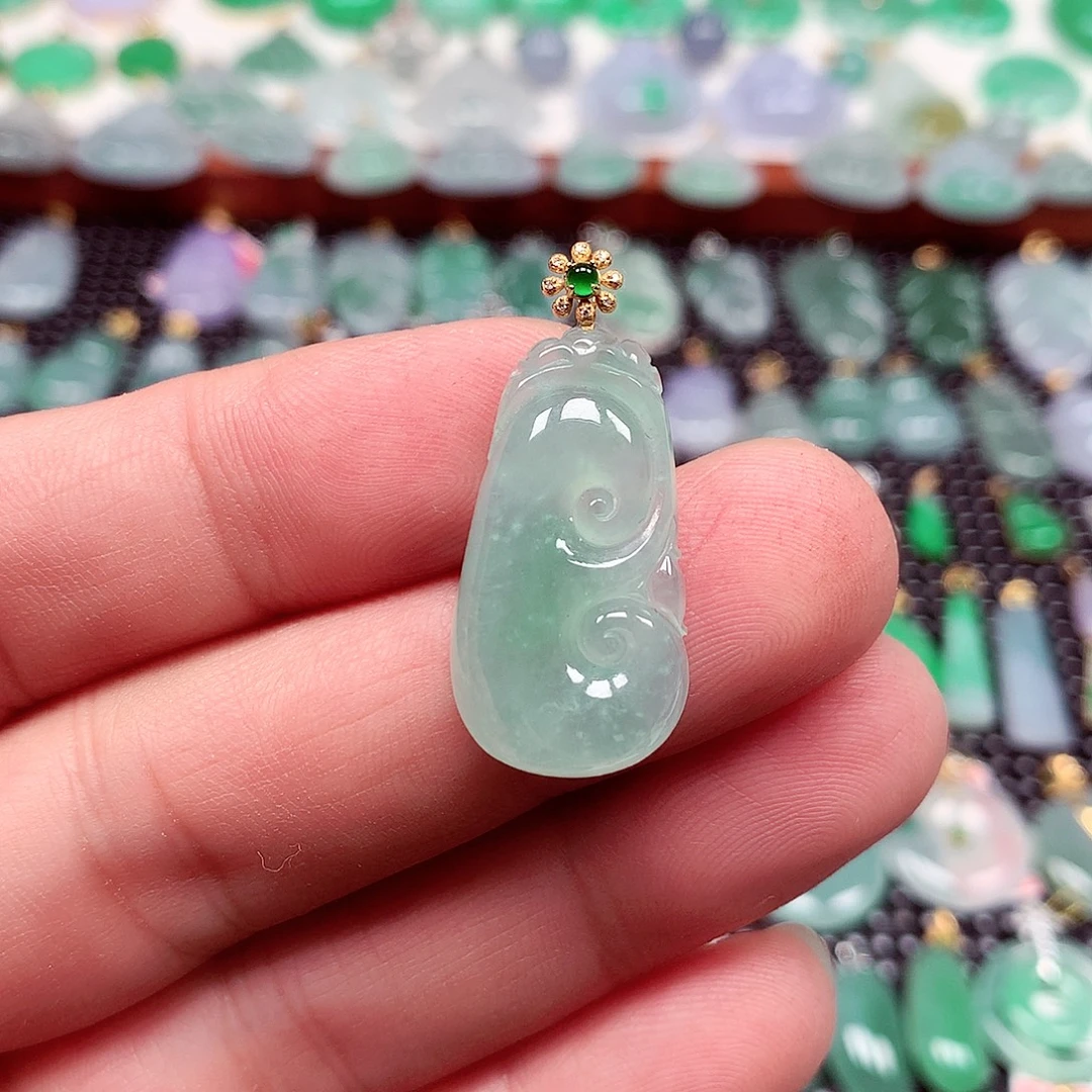 翡翠18K金镶嵌吊坠(不含链)