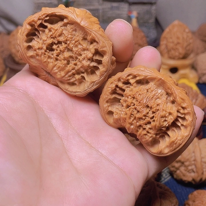 吊坠文玩核桃50蛇头聚宝盆