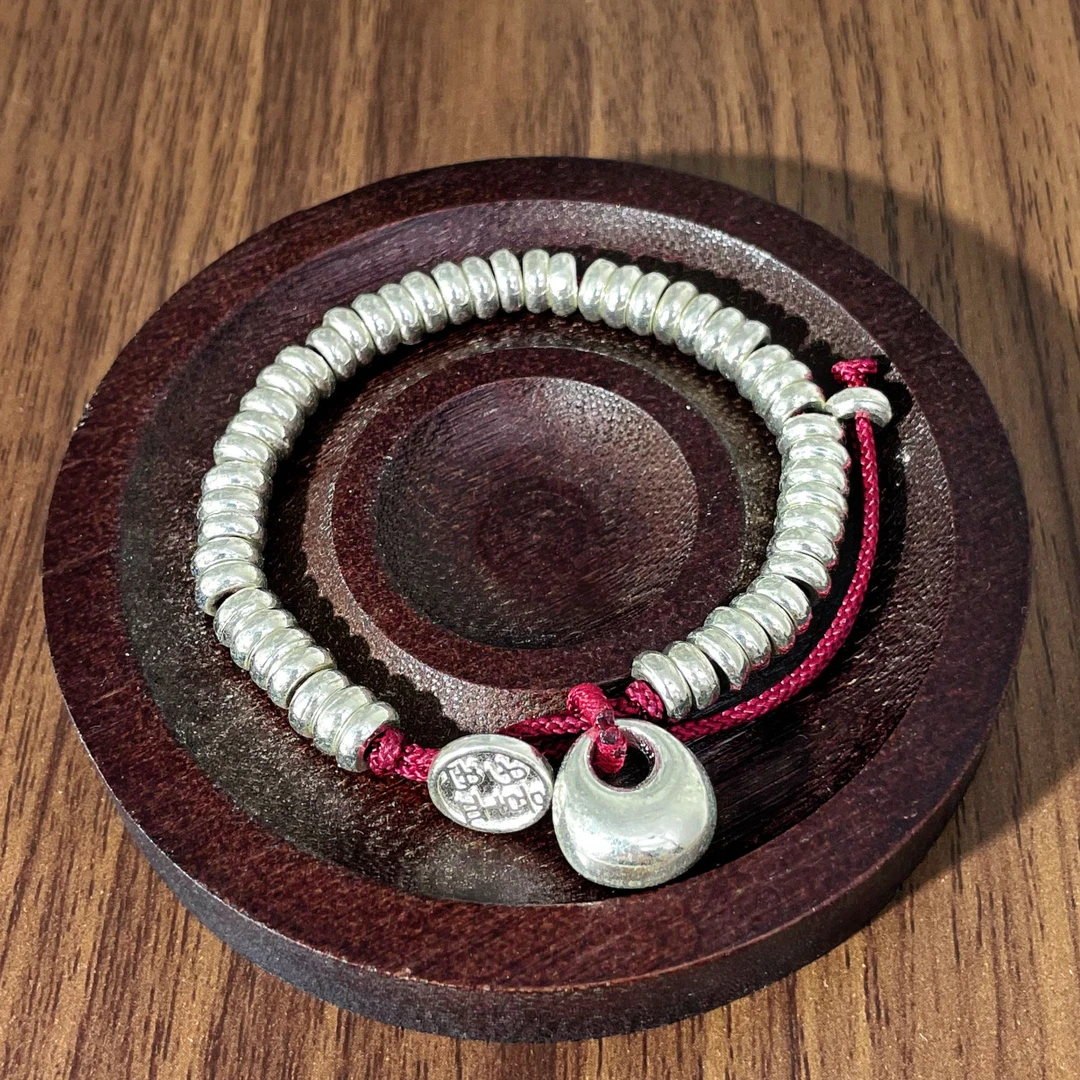 足银银制品 S070 亮面红盘缠 直播间选款时尚百搭精美手镯