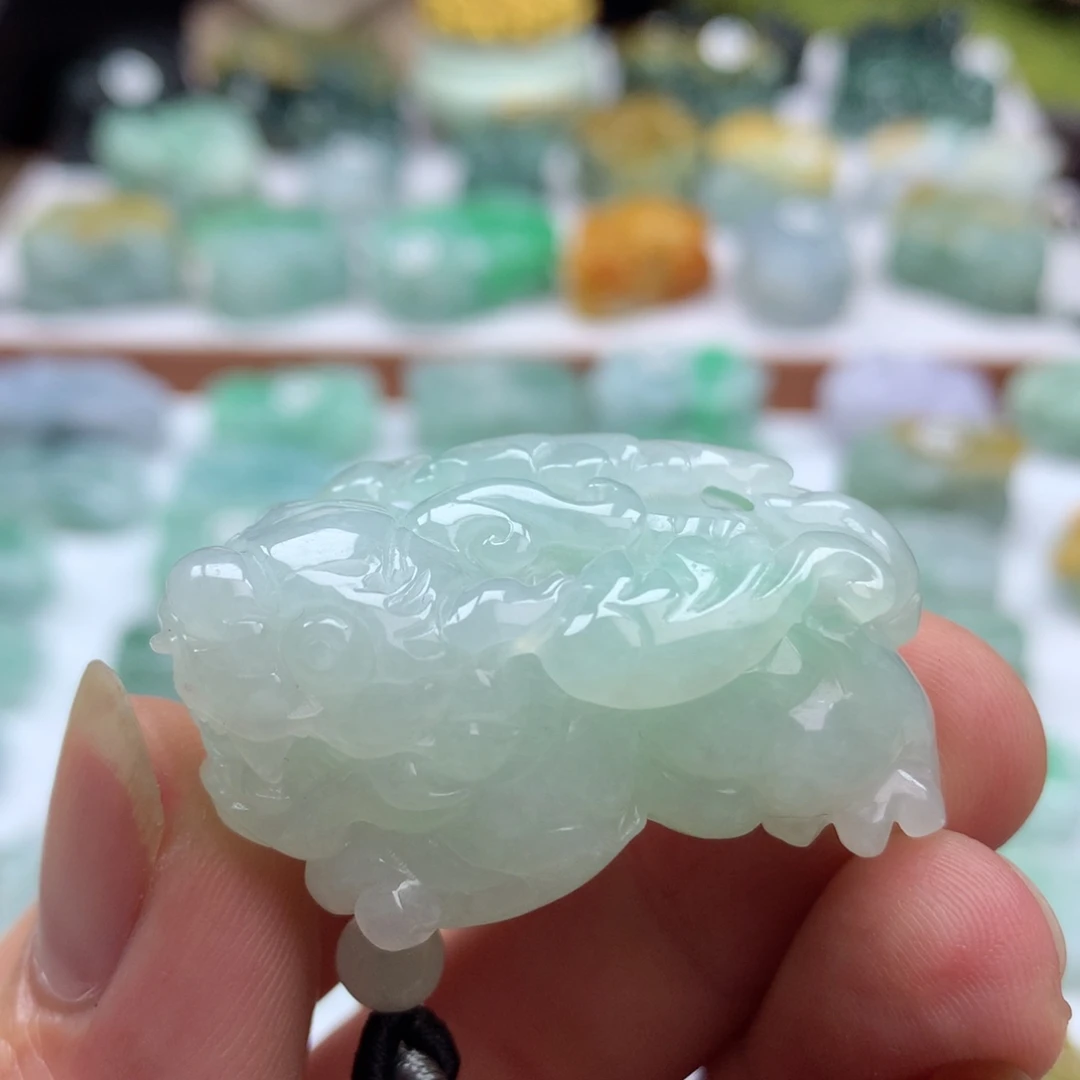 翡翠未镶嵌颈饰翡翠貔貅