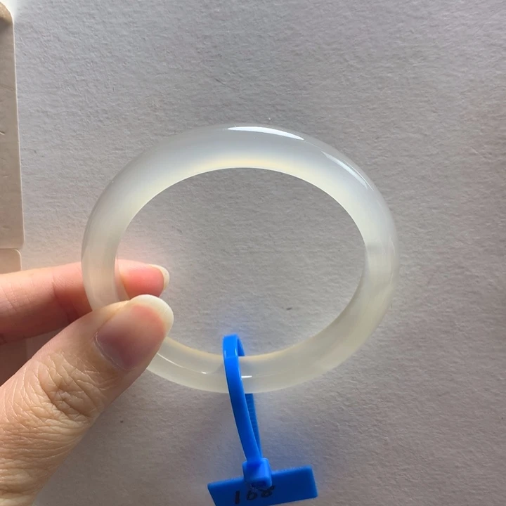 手镯玛瑙/玉髓未镶嵌54