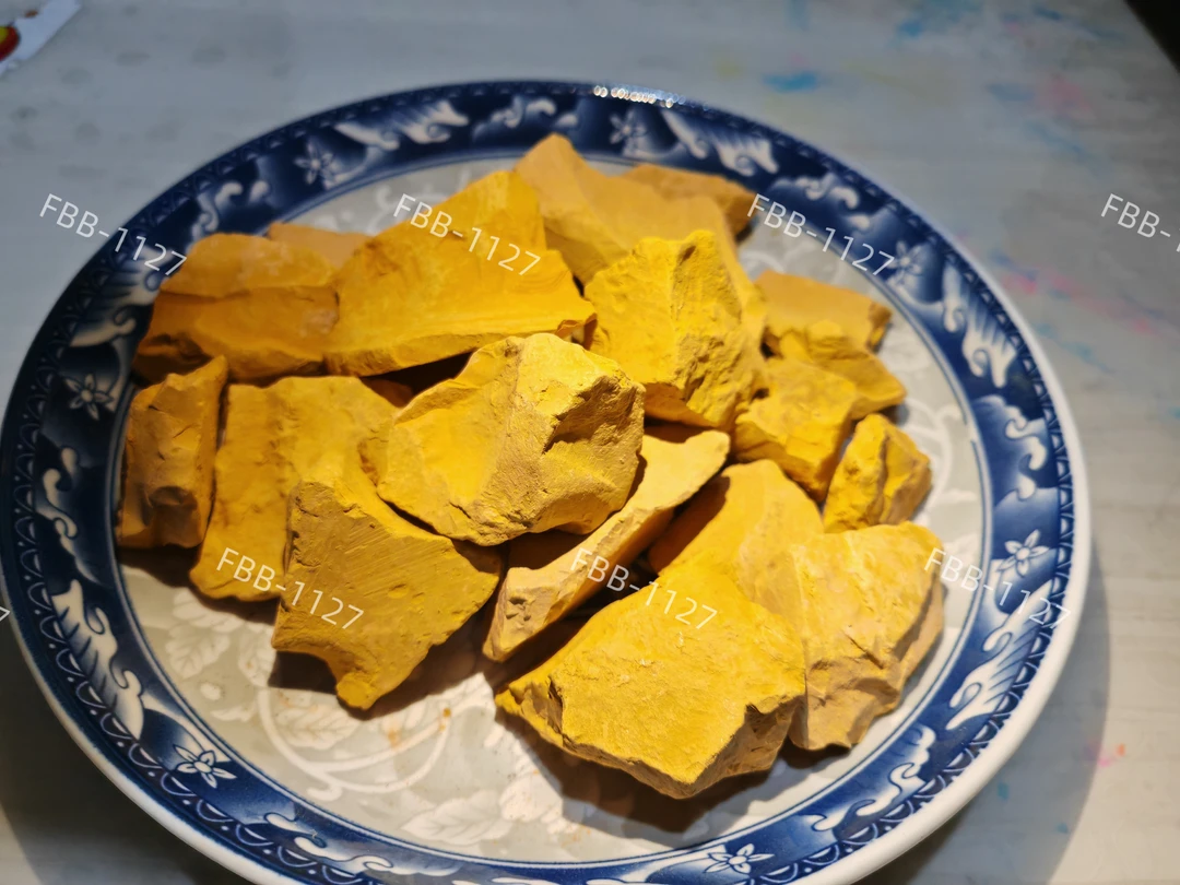 新疆26种彩色天然土块 可混装独立包装 谨慎拍