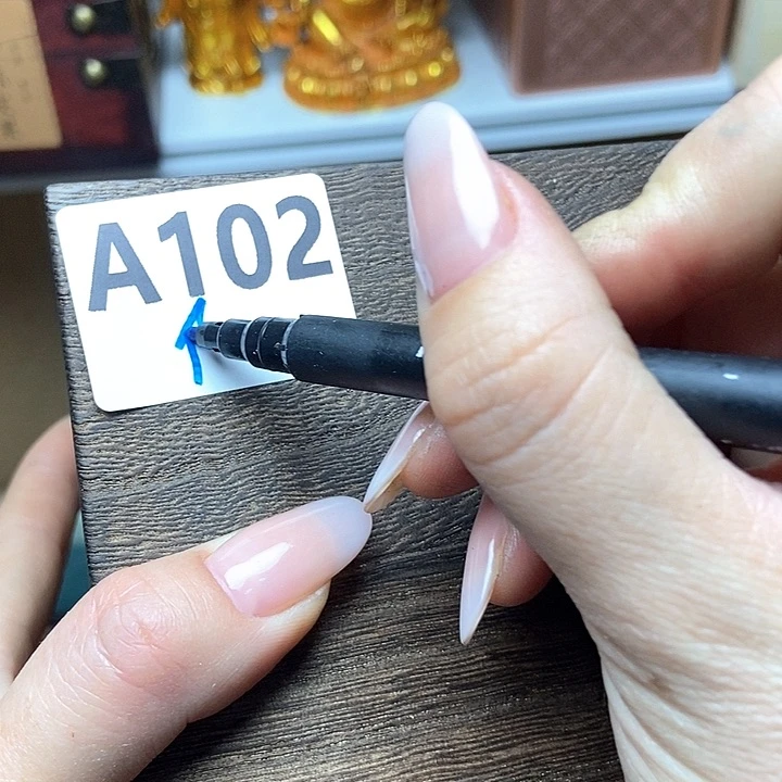 大叶紫檀（黑酸枝木类）自****侠102