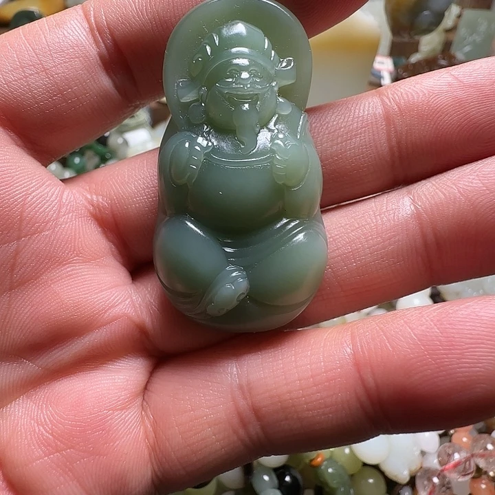 和田玉（碧玉）未镶嵌颈饰