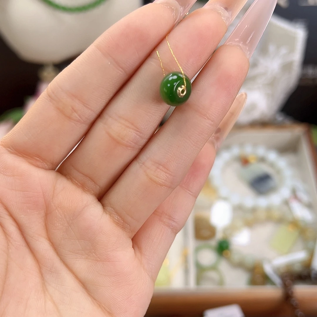 和田玉18K金镶嵌颈饰sj