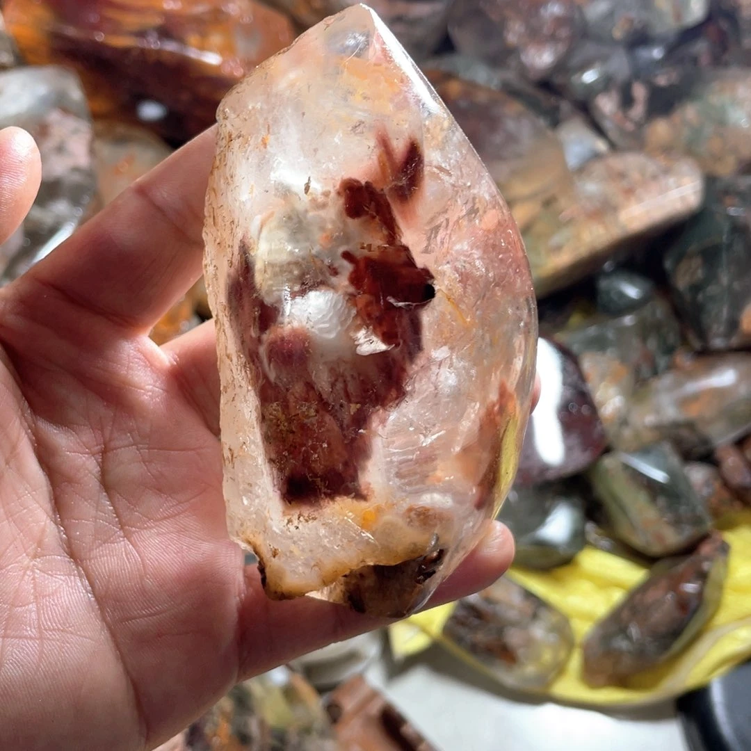 东***红水晶珠宝半成品未镶嵌