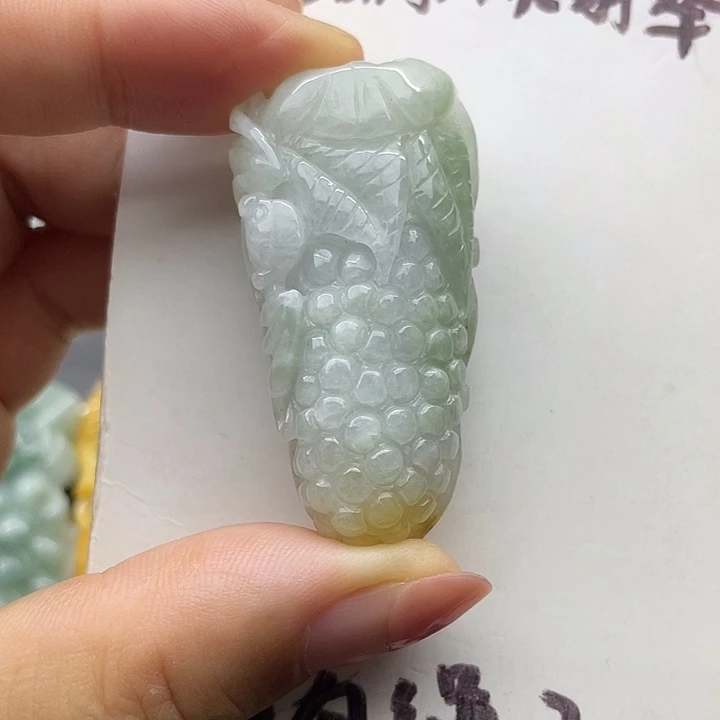 翡翠未镶嵌颈饰天然翡翠