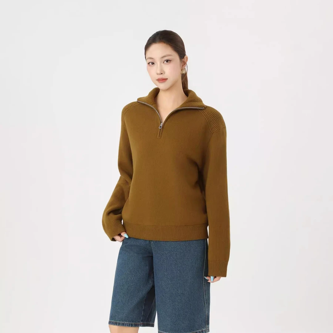 职业阿玛诗官2025秋冬季新款极简风高领拉链针织衫毛衣女百搭卫衣