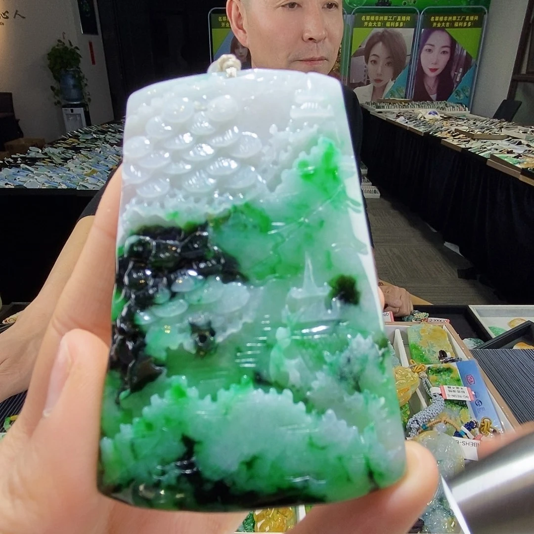 颈饰未镶嵌翡翠翡翠