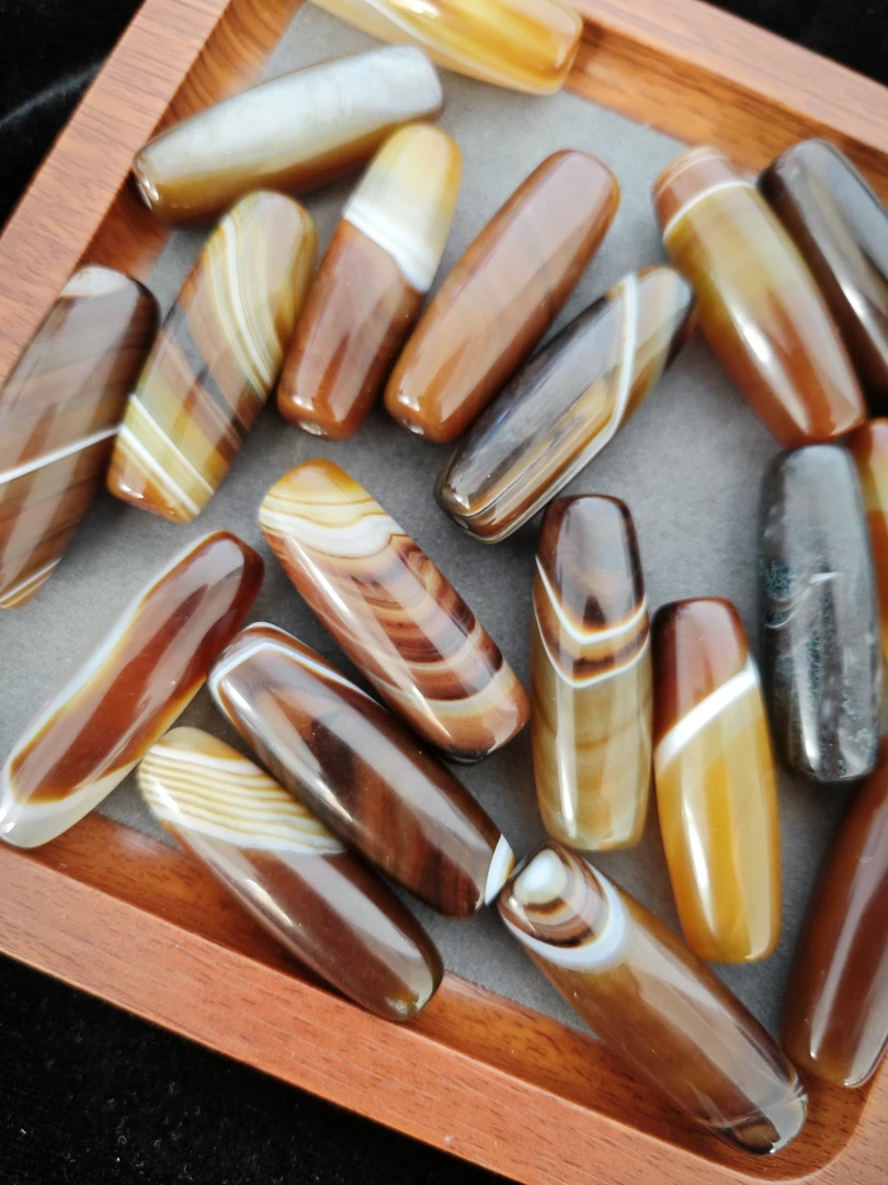 缠丝玛瑙吊坠珠珠