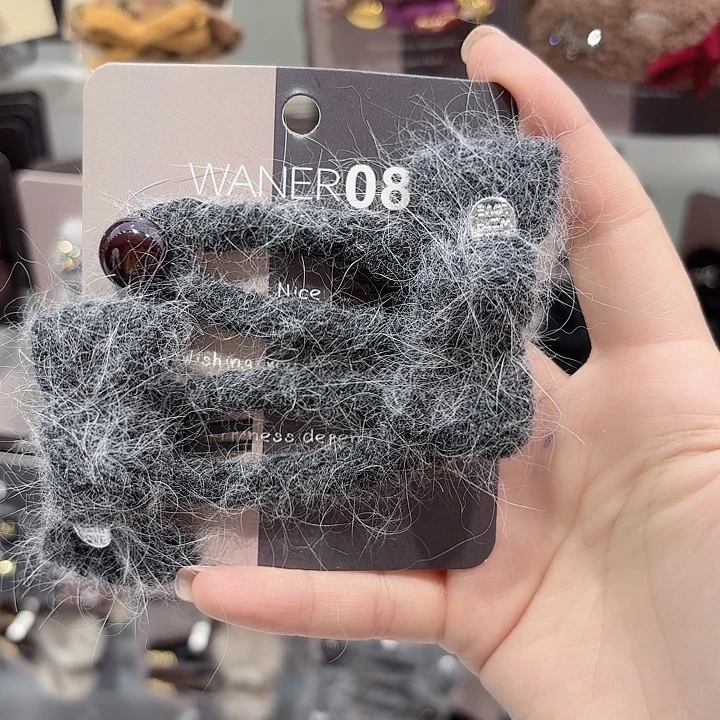非金属灰色蝴蝶结拜拜