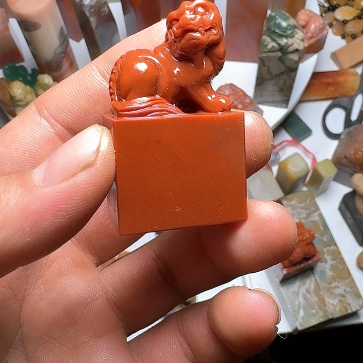 老挝石查*老挝石素质