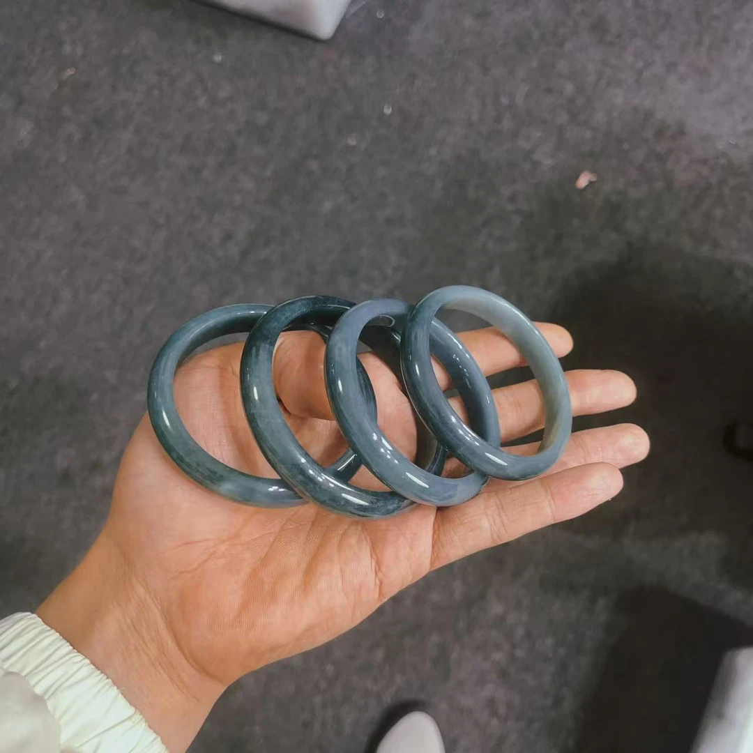 天然A货翡翠冰蓝水手镯—多样性发一