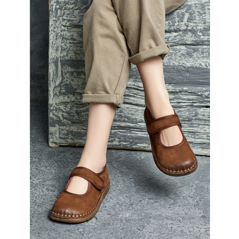 2025春季新款真皮圆头复古浅口平跟魔术贴软底玛丽珍中空单鞋