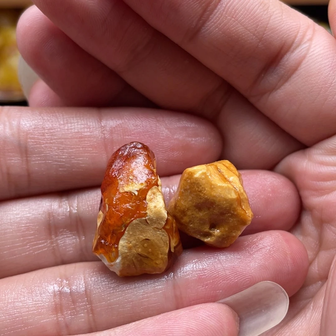 小***象定制琥珀天然蜜蜡
