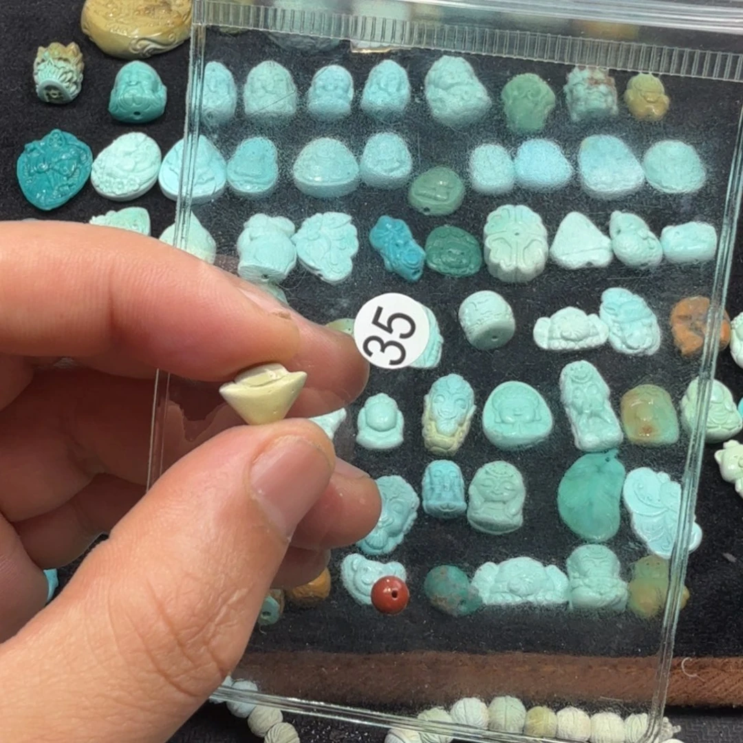 南红玛瑙未镶嵌珠宝奇石