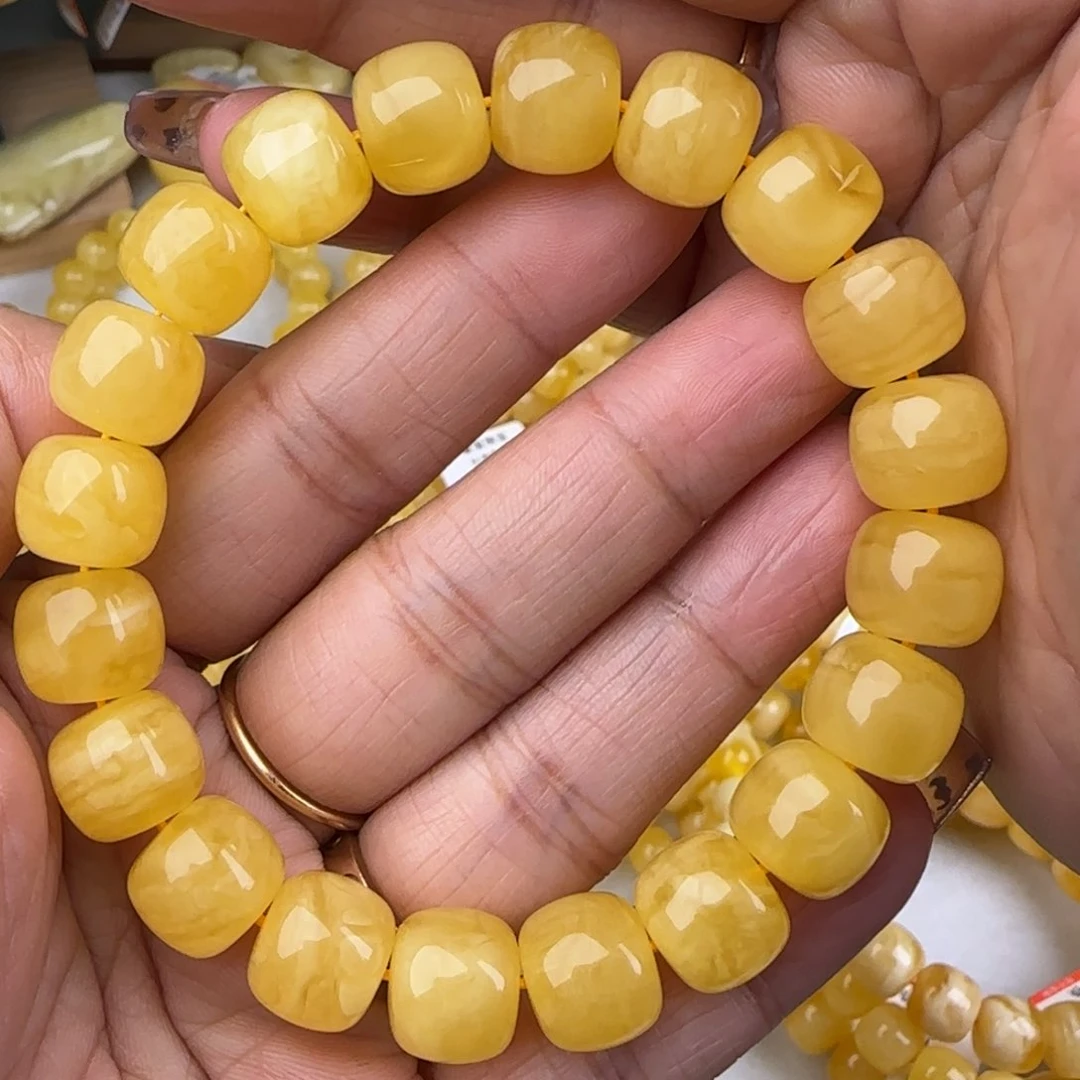 蜜蜡手链未镶嵌鸡油黄老型手串