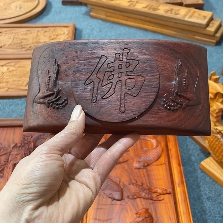 非洲紫檀（红花梨）佛