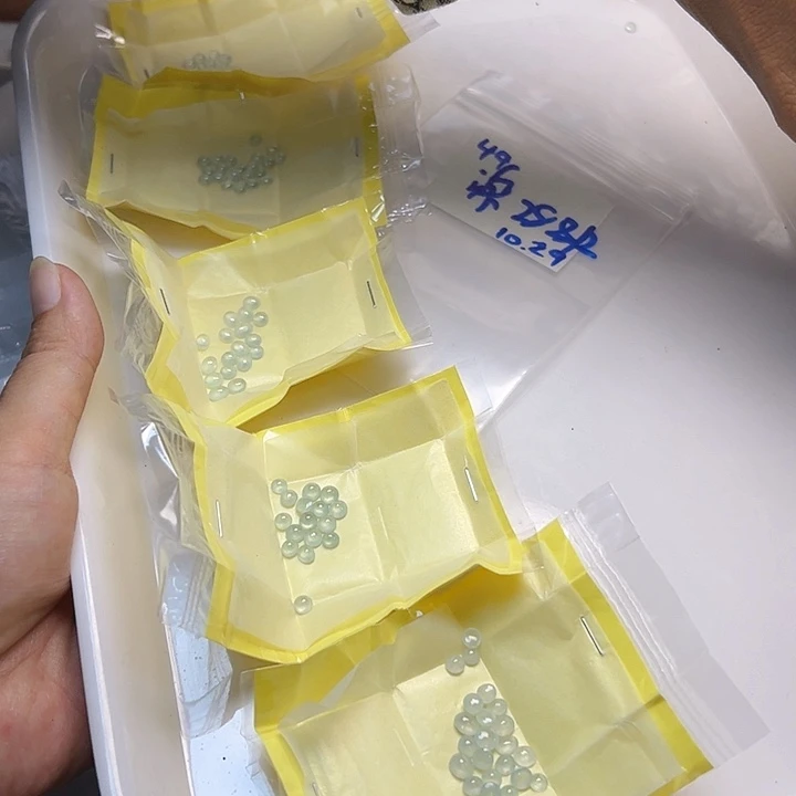 未镶嵌定制翡翠染**年