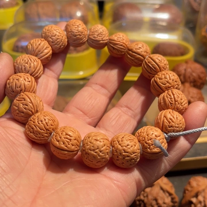 文玩核桃把件手串