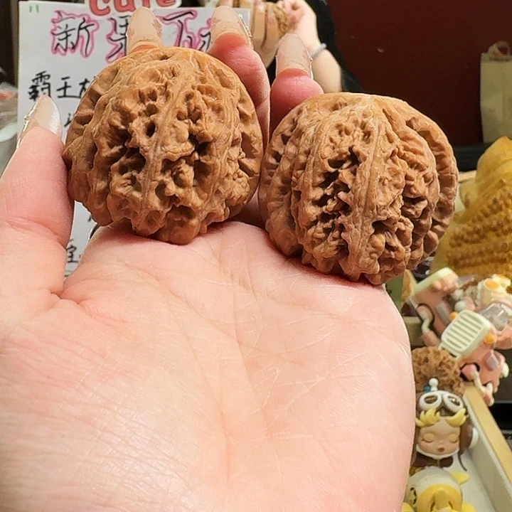 桃核吊坠大粗筋44尺