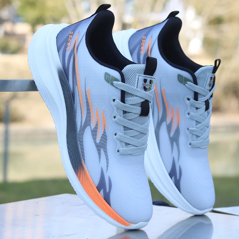 超轻便运动鞋男春夏百搭青少年软底耐磨跑步鞋透气网面休闲旅游鞋