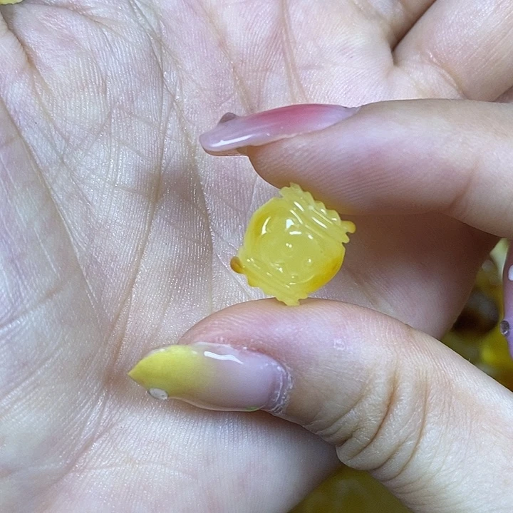 橄榄核吊坠糖果包14