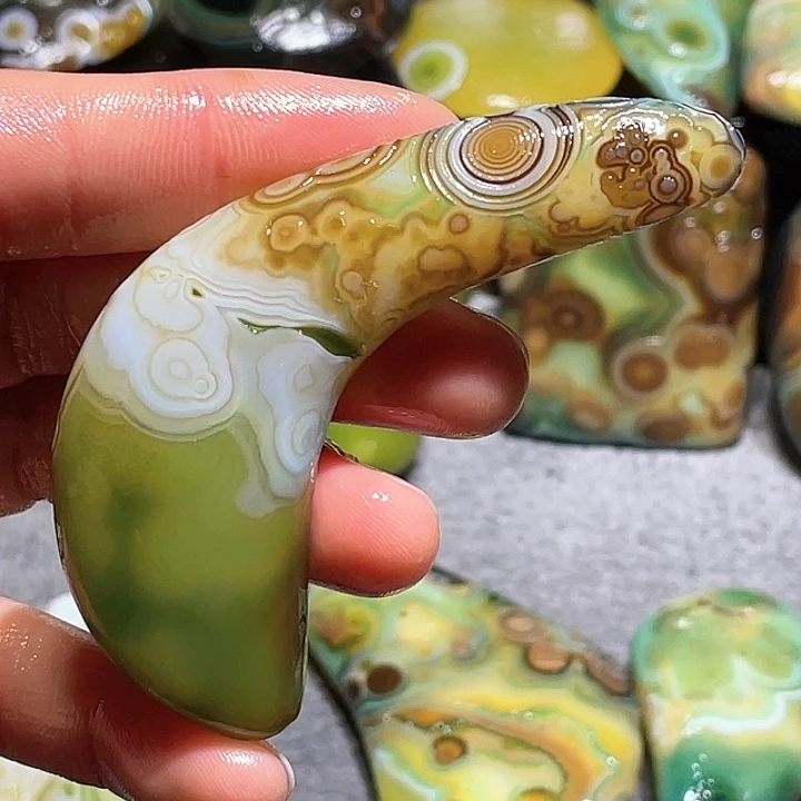 玛瑙未镶嵌珠宝奇石用****5