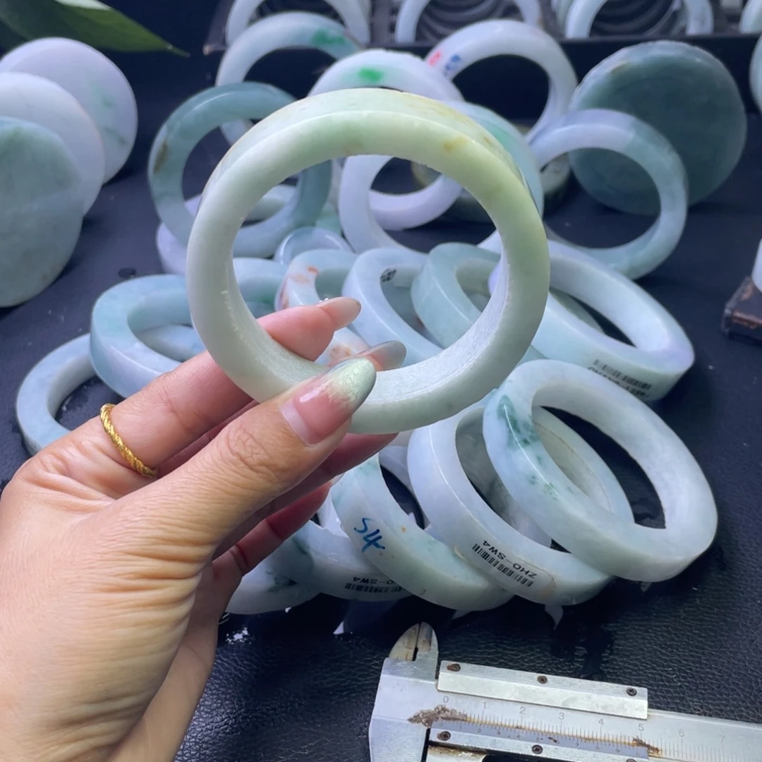 未镶嵌定制翡翠多样性