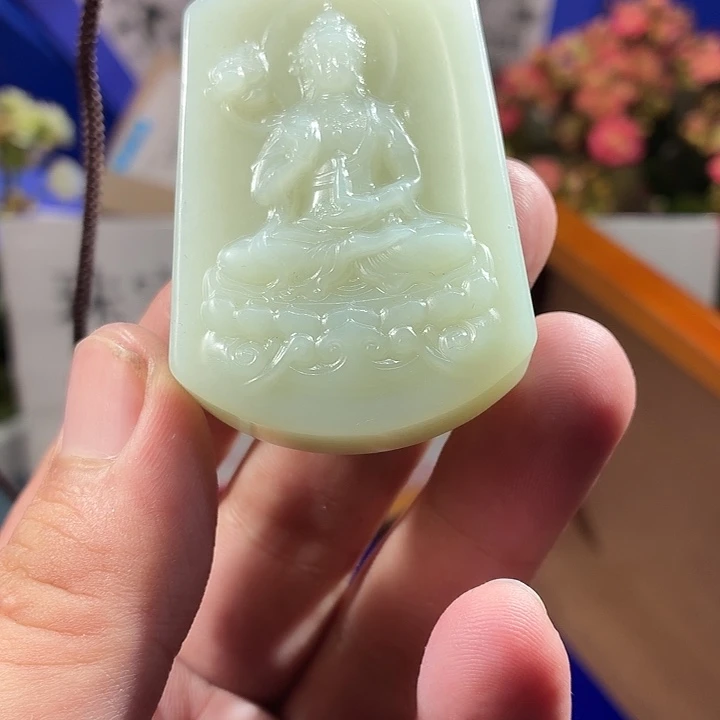 和田玉（糖玉）未镶嵌颈饰