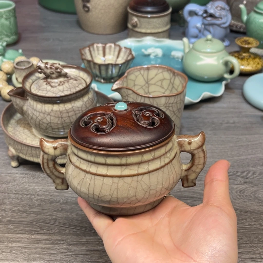 陈卫星  传世哥窑