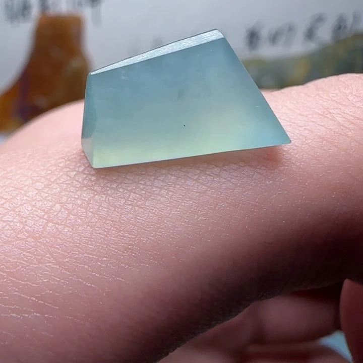 定制翡翠未镶嵌不包工