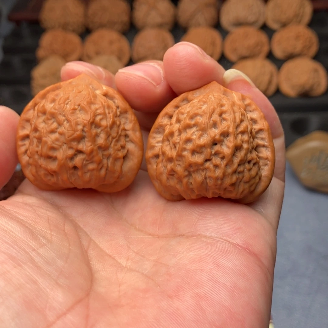 文玩核桃把件孙*帅龙公子