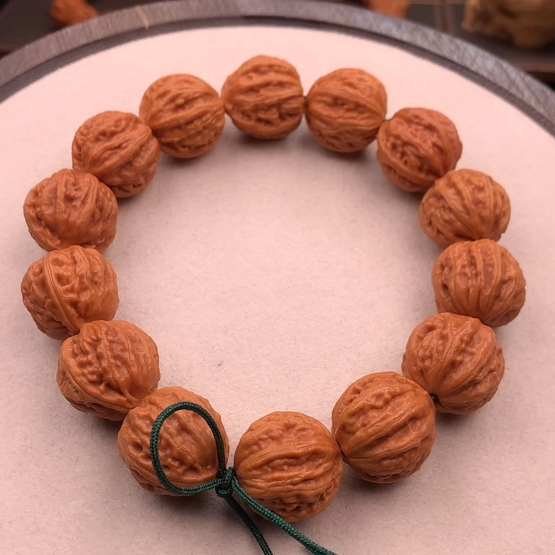 手串文玩核桃八棱