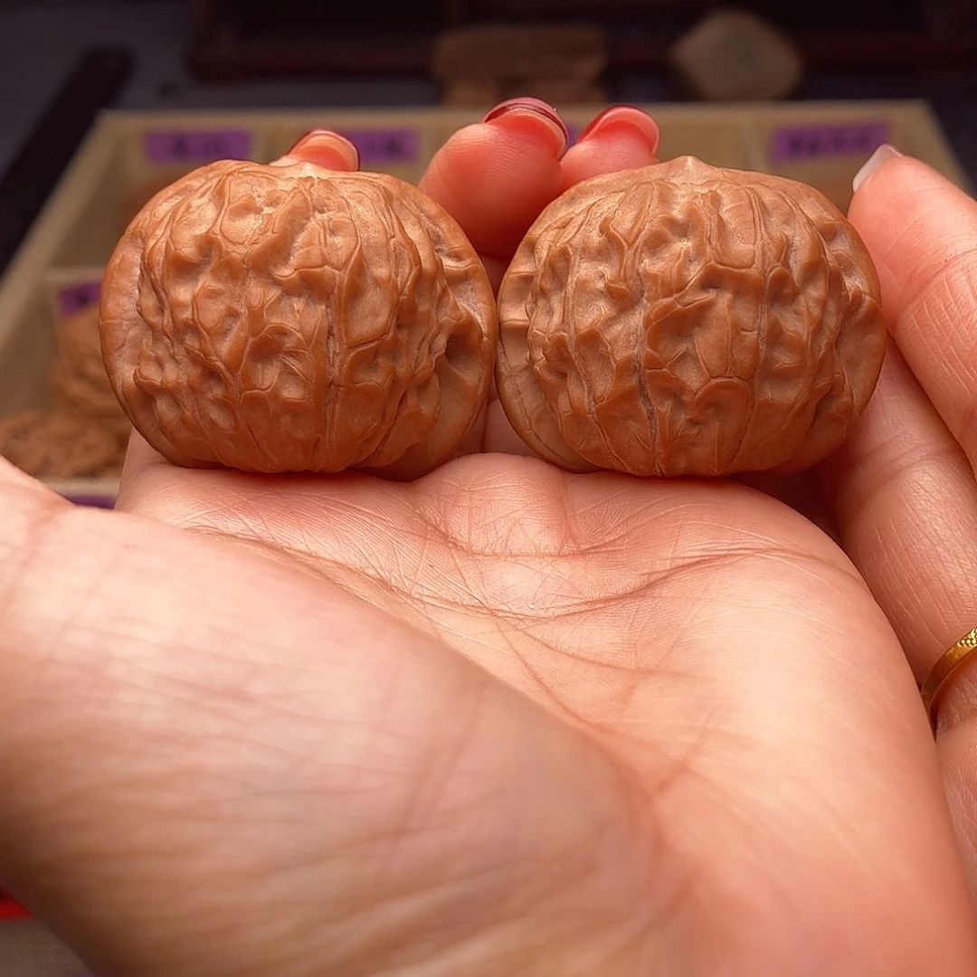 文玩核桃吊坠石门元宝38