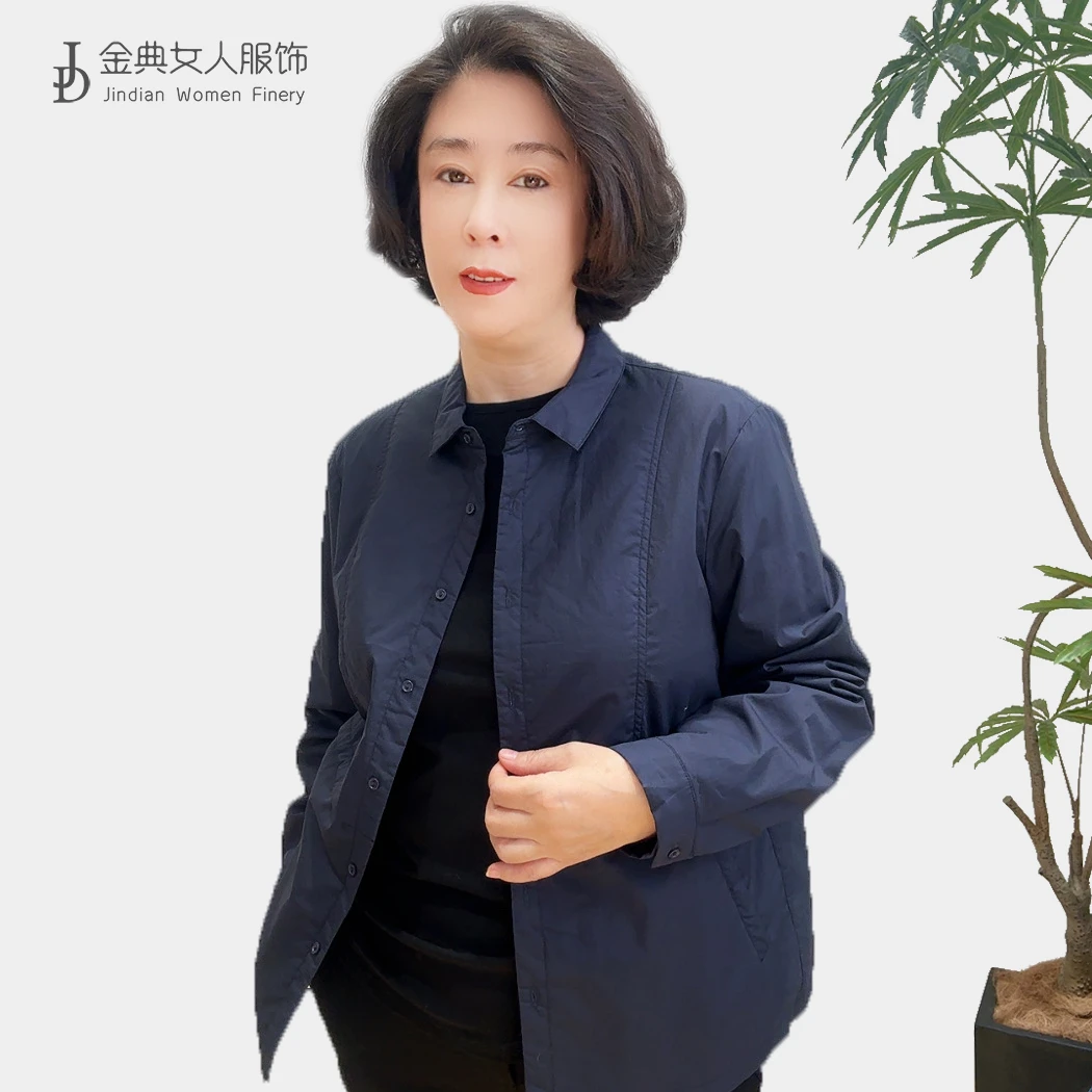 【金典女人服饰】轻薄简约时尚翻领单排扣款薄棉服 夹棉外套3998