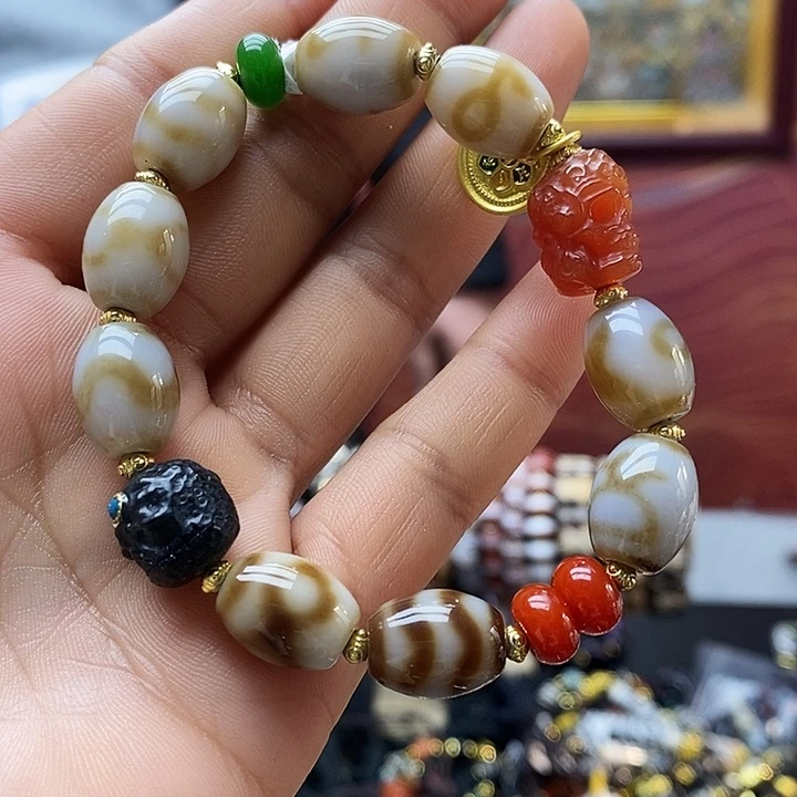 玛瑙/玉髓合金颈饰
