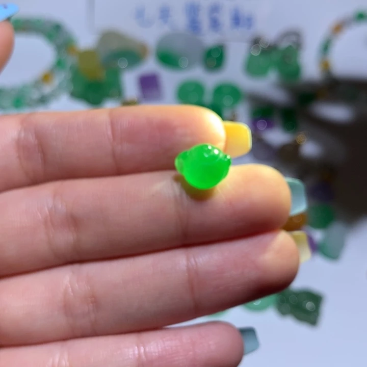 翡翠未镶嵌颈饰无镶嵌71