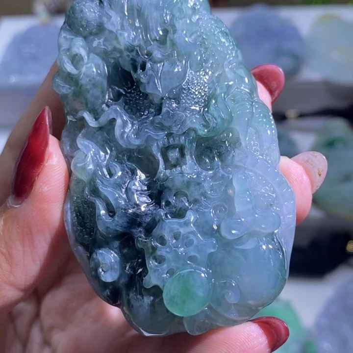 【闪购商品】翡翠未镶嵌颈饰龙牌
