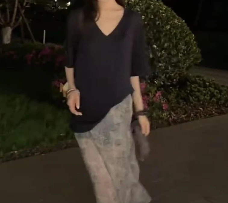 时尚潮流百搭精品女装zsx32598
