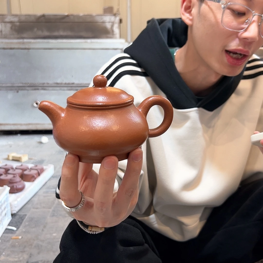 紫砂茶壶WHY。 红降坡。 潘壶。240CC