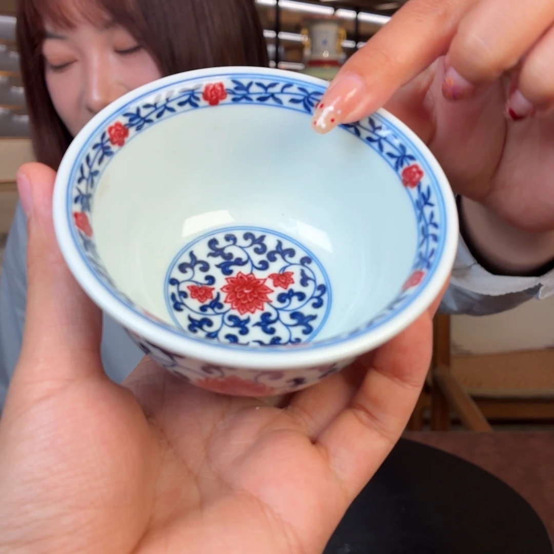 瓷杯子瓷姑娘景德镇陶瓷艺术