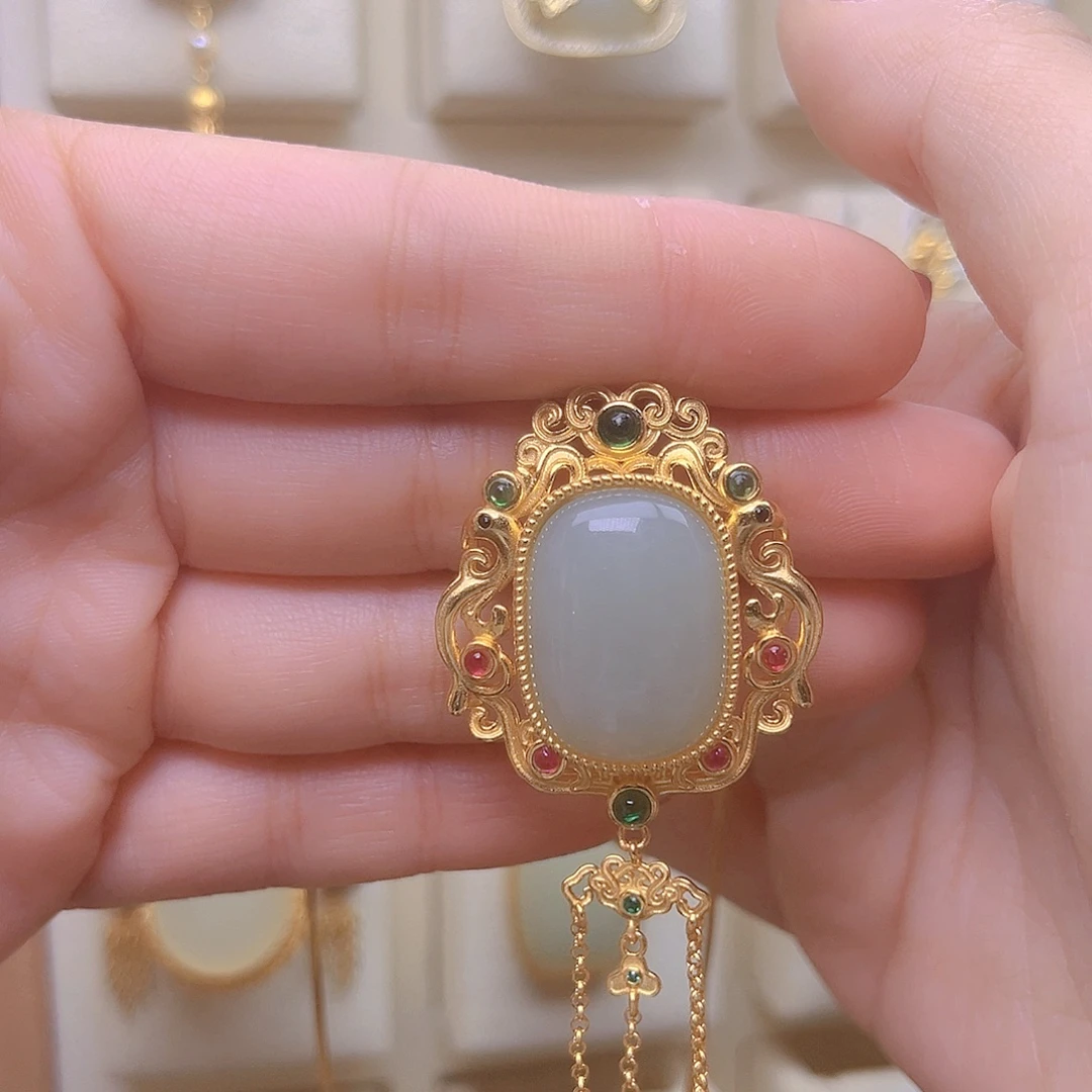 和田玉银S925镀金镶嵌颈饰