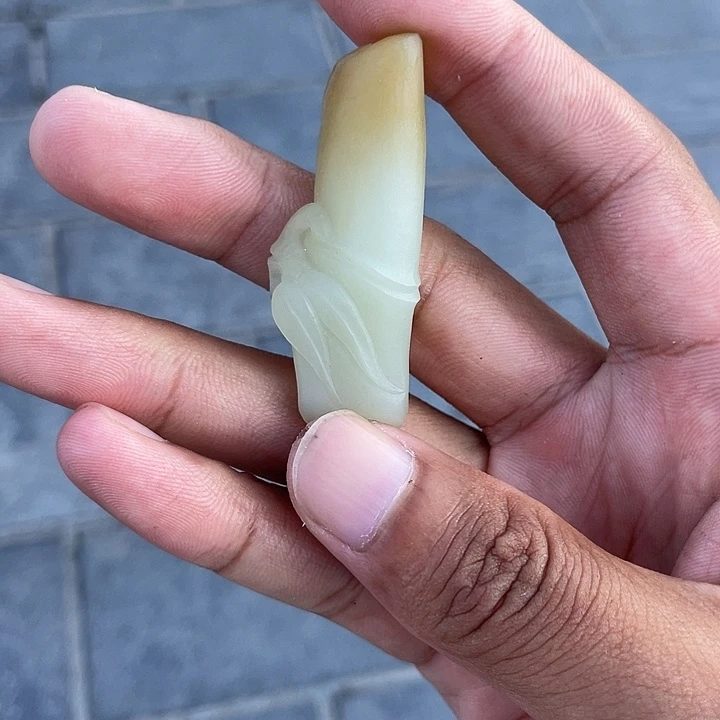 未镶嵌手链和田玉（糖玉）