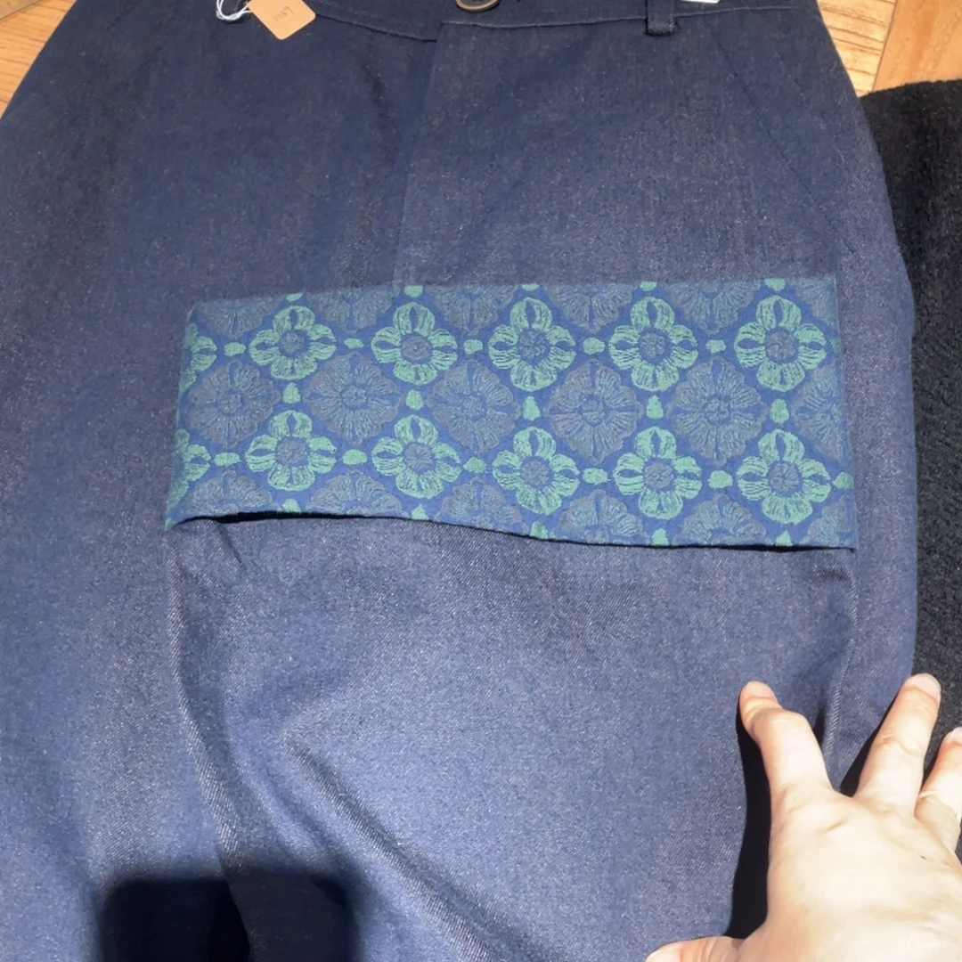 丁***宝景德镇市精美作品