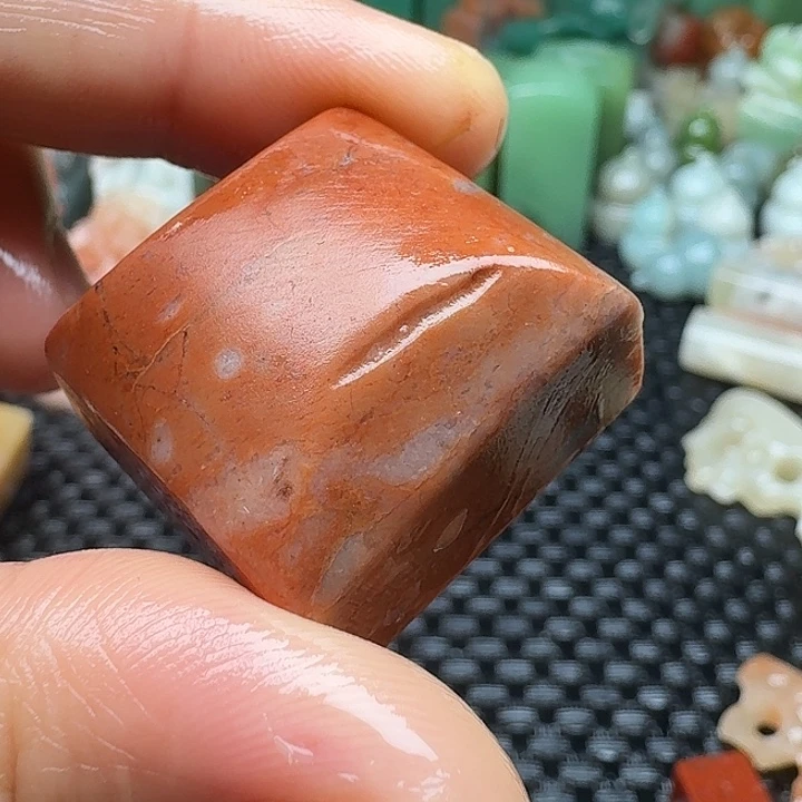 云南石真真正正章