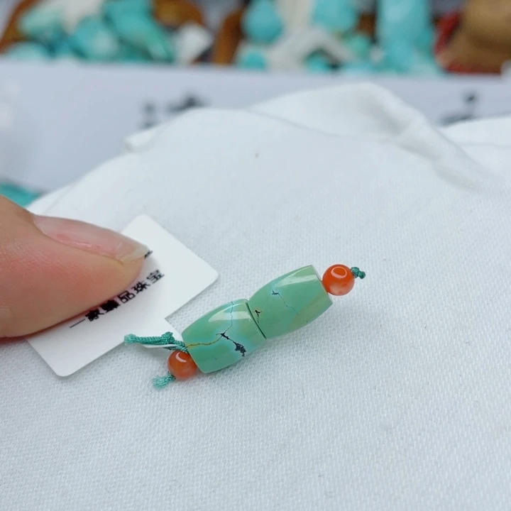 未镶嵌南红玛瑙珠宝奇石