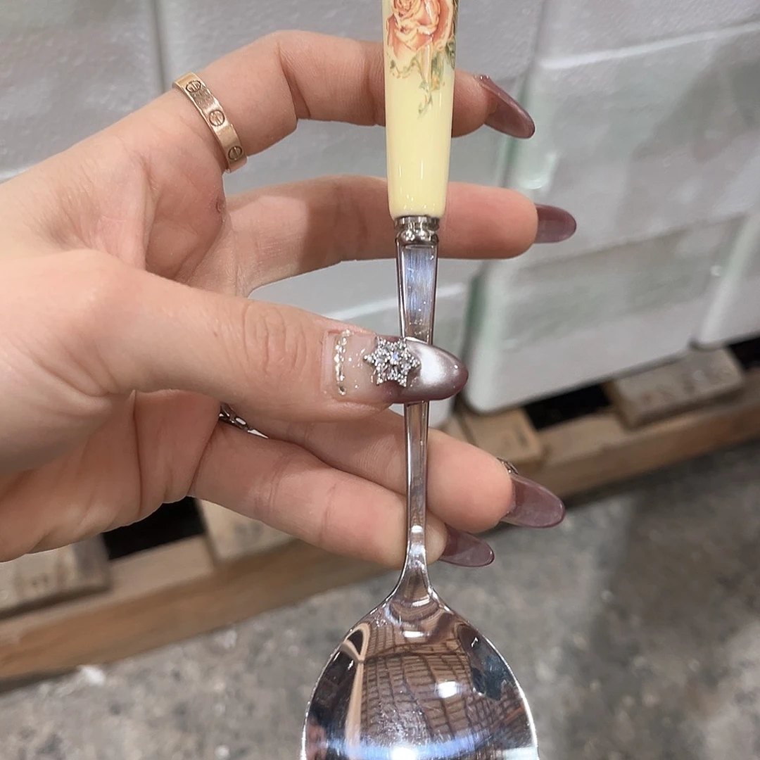 高端陶瓷………………………………2根
