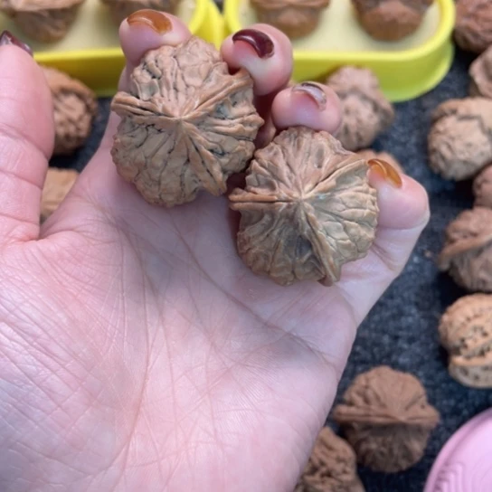 文玩核桃吊坠11龟甲文三棱