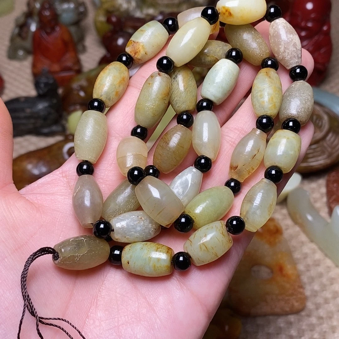 电***报蛇纹石玉未镶嵌颈饰